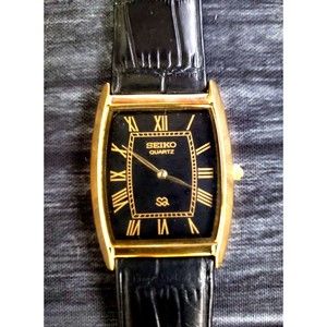 RARE Vintage Seiko New Old‎ Stock Men's Classic Tank Barrel Gold Black Watch *